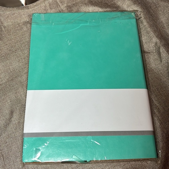 2024 - 2025 Planner- Calendar Planner 2024-2025 Leather Soft Cover (NIP) - Picture 2 of 4